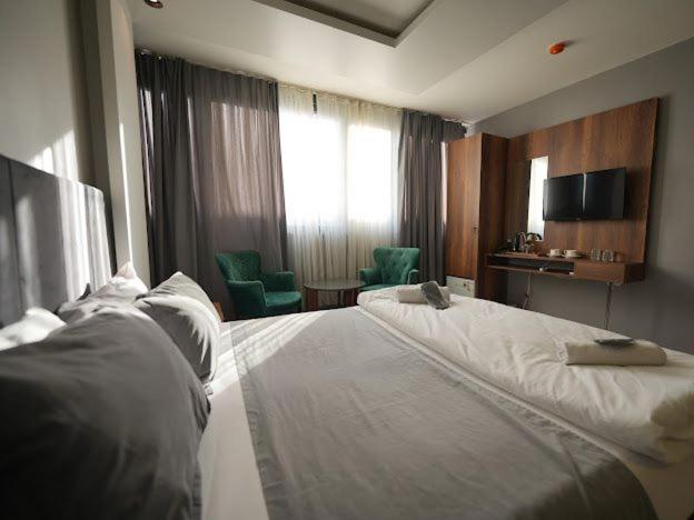 Ci Plus Otel Estambul Exterior foto